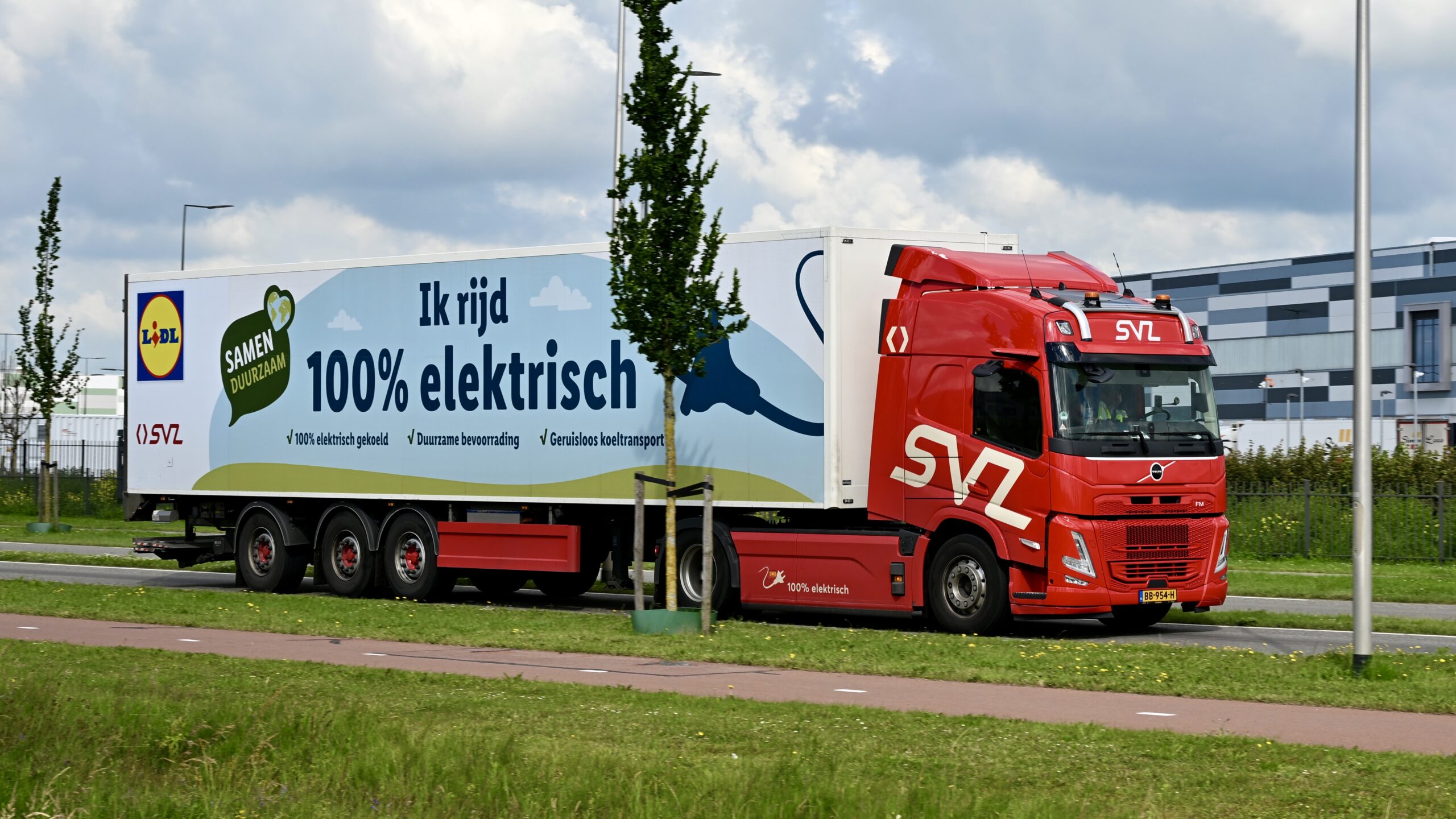 Vrachtwagen Park15
